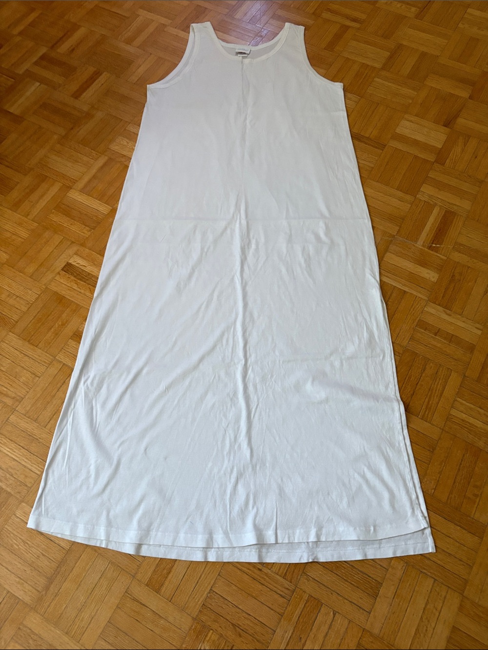Hanro White Sleeveless Maxi night gown